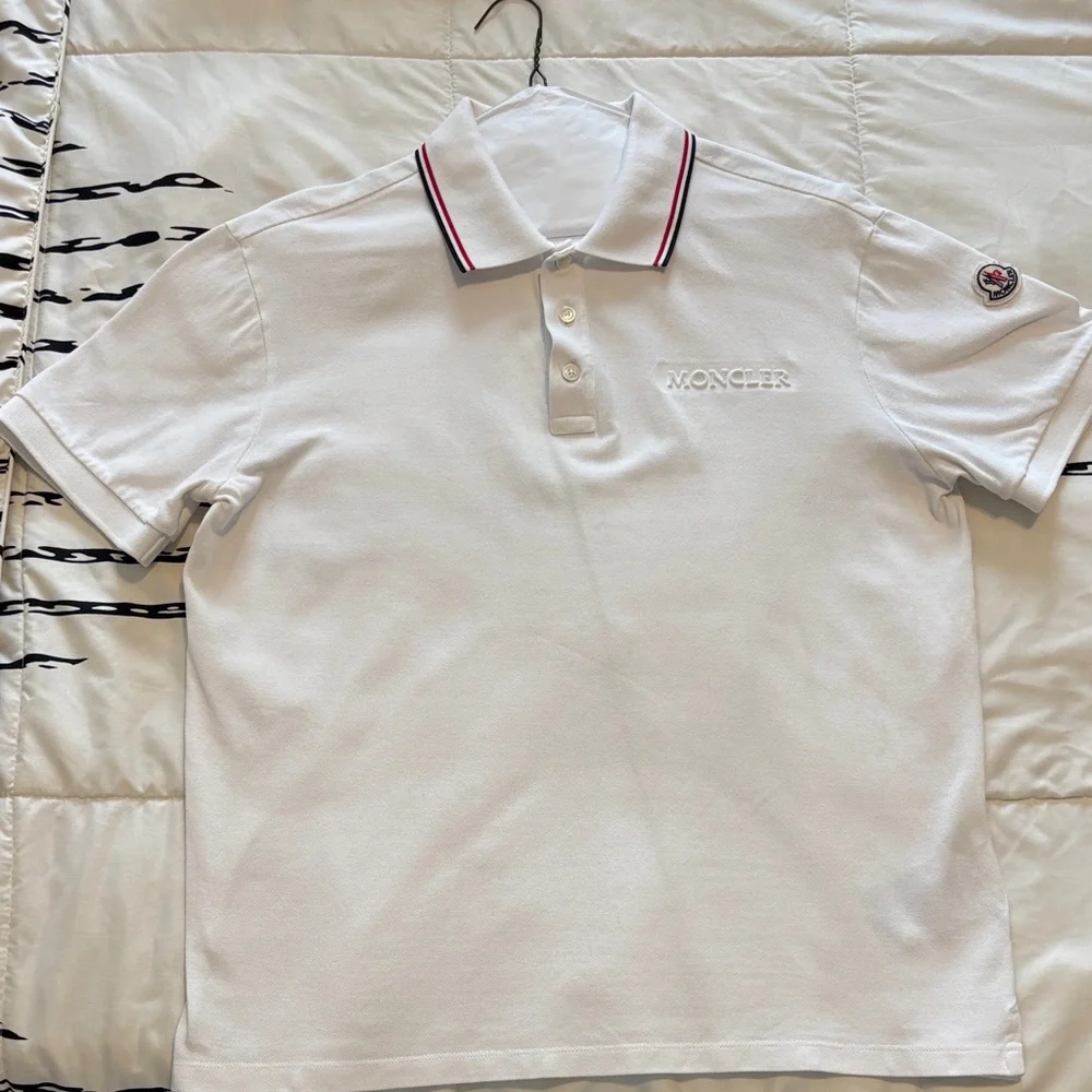 Moncler Classic White Polo with Logo - Picture 2 of 6